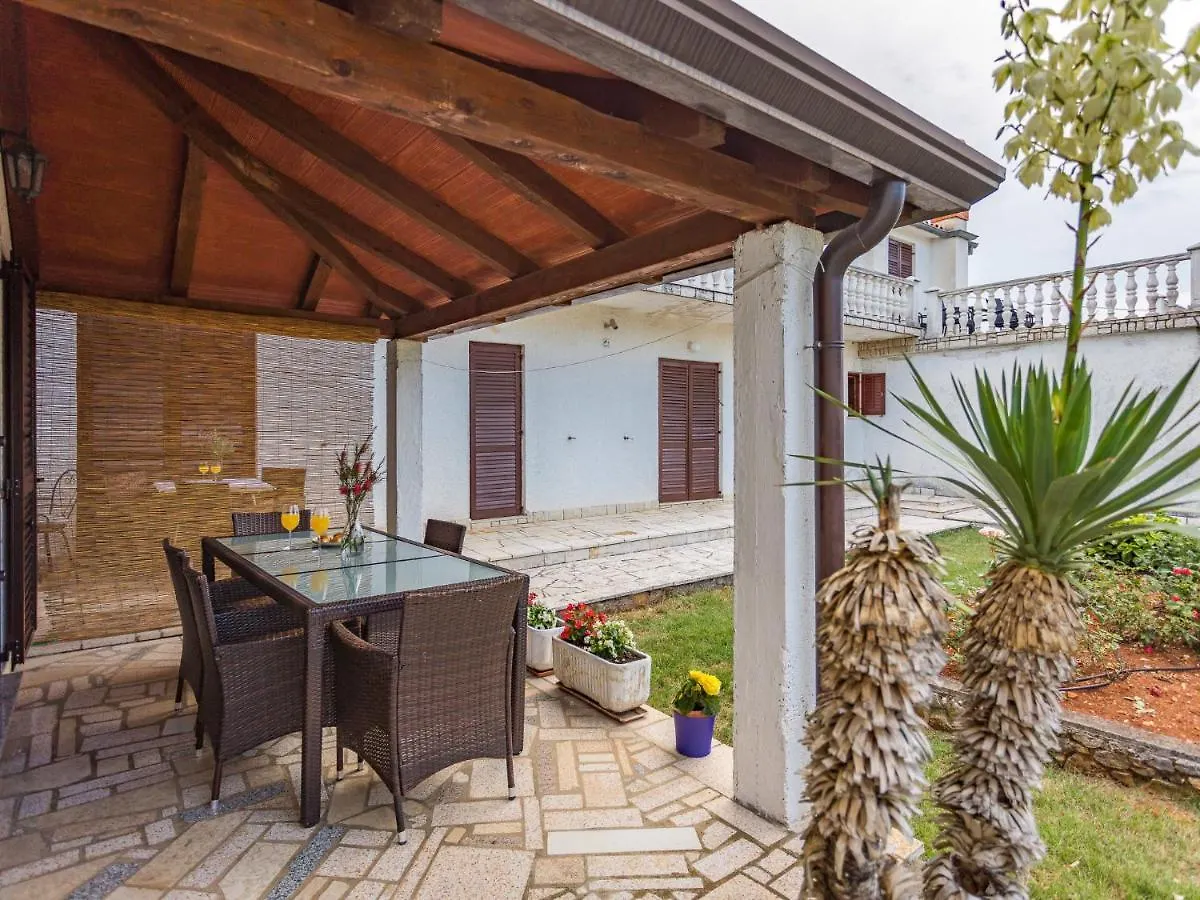 Apartment Tireli - Prc144 By Interhome Porec